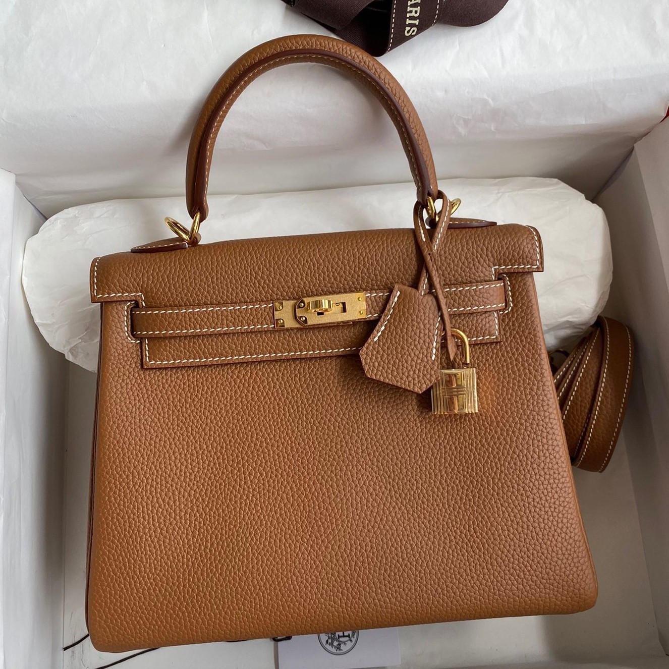 H**mes kelly retourne 25 handmade bag in gold clemence leather