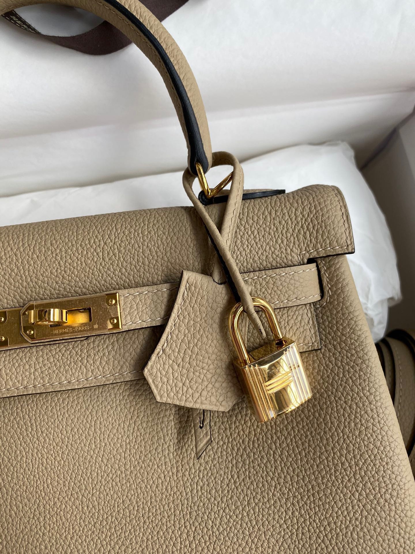 H**mes kelly retourne 25 handmade bag in trench clemence leather