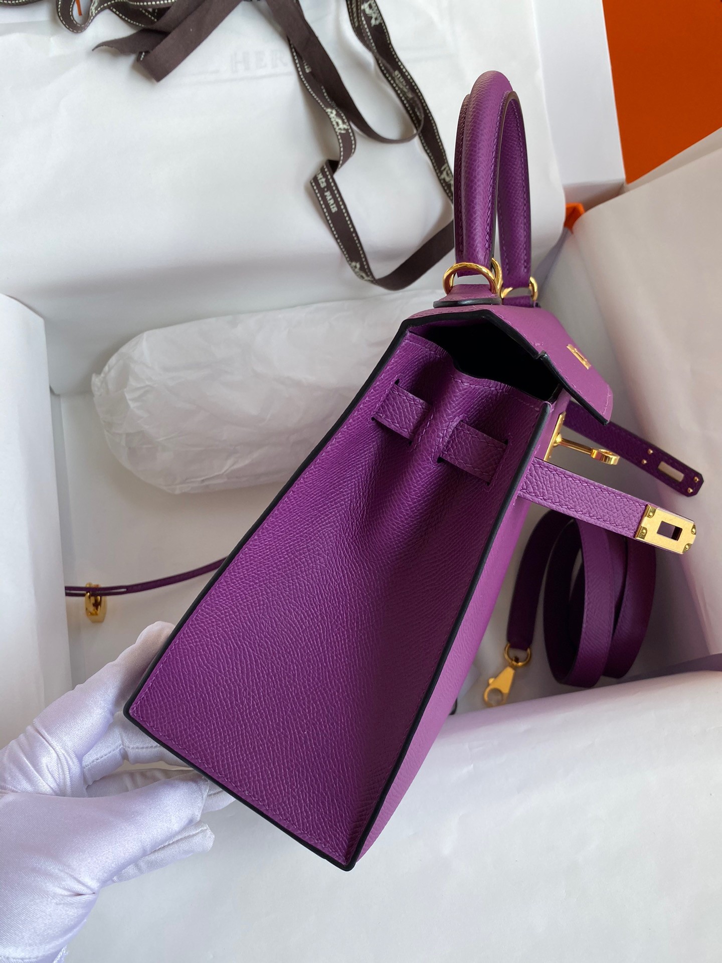 H**mes kelly sellier 25 handmade bag in anemone epsom calfskin