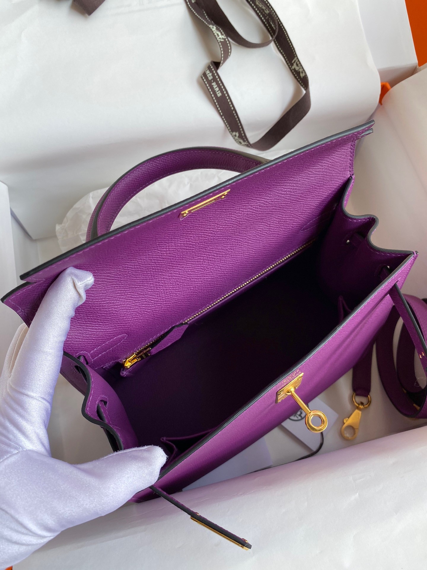 H**mes kelly sellier 25 handmade bag in anemone epsom calfskin