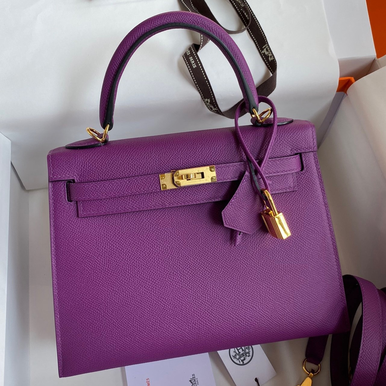 H**mes kelly sellier 25 handmade bag in anemone epsom calfskin
