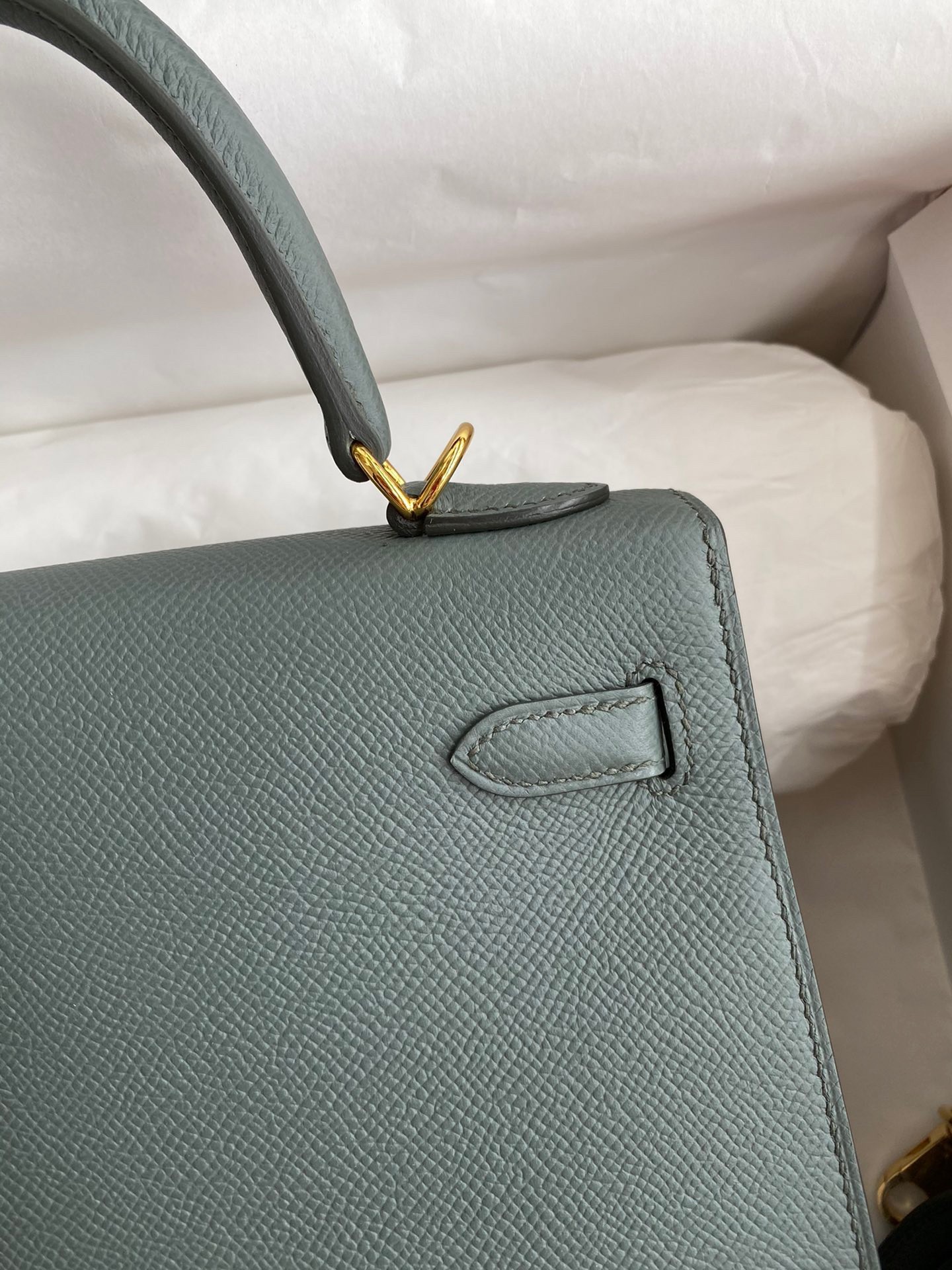 H**mes kelly sellier 25 handmade bag in vert amande epsom calfskin