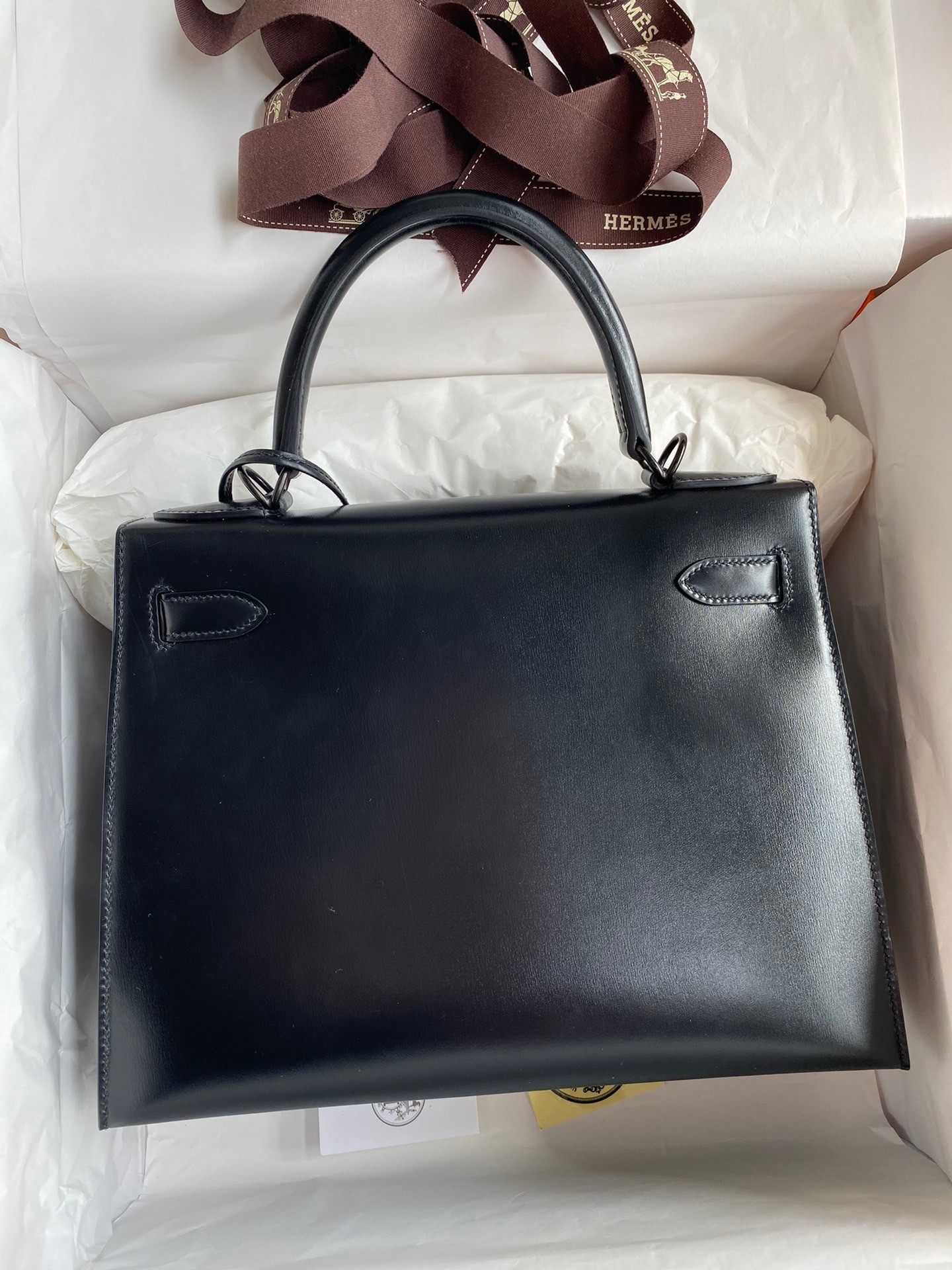 H**mes kelly sellier 28 handmade bag in black box calfskin