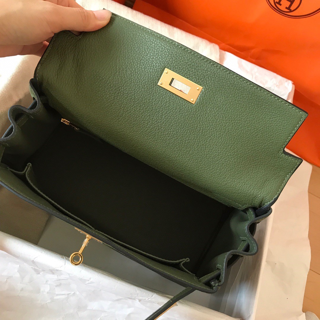H**mes kelly retourne 28 handmade bag in canopee clemence leather