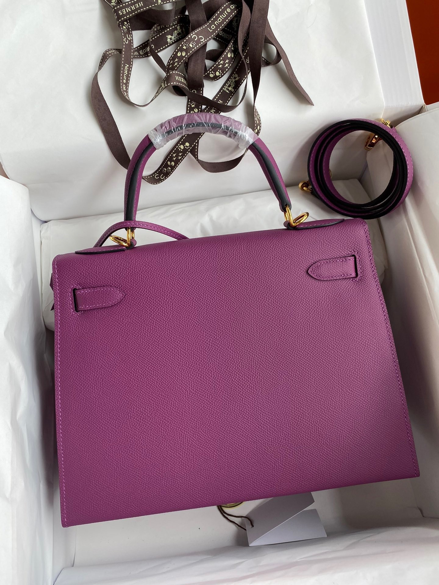 H**mes kelly sellier 28 handmade bag in anemone epsom calfskin