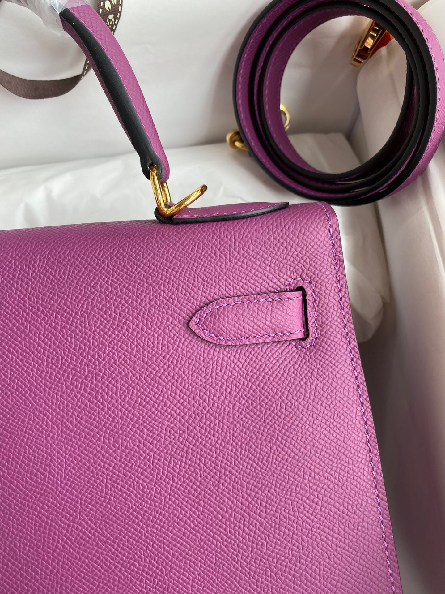 H**mes kelly sellier 28 handmade bag in anemone epsom calfskin