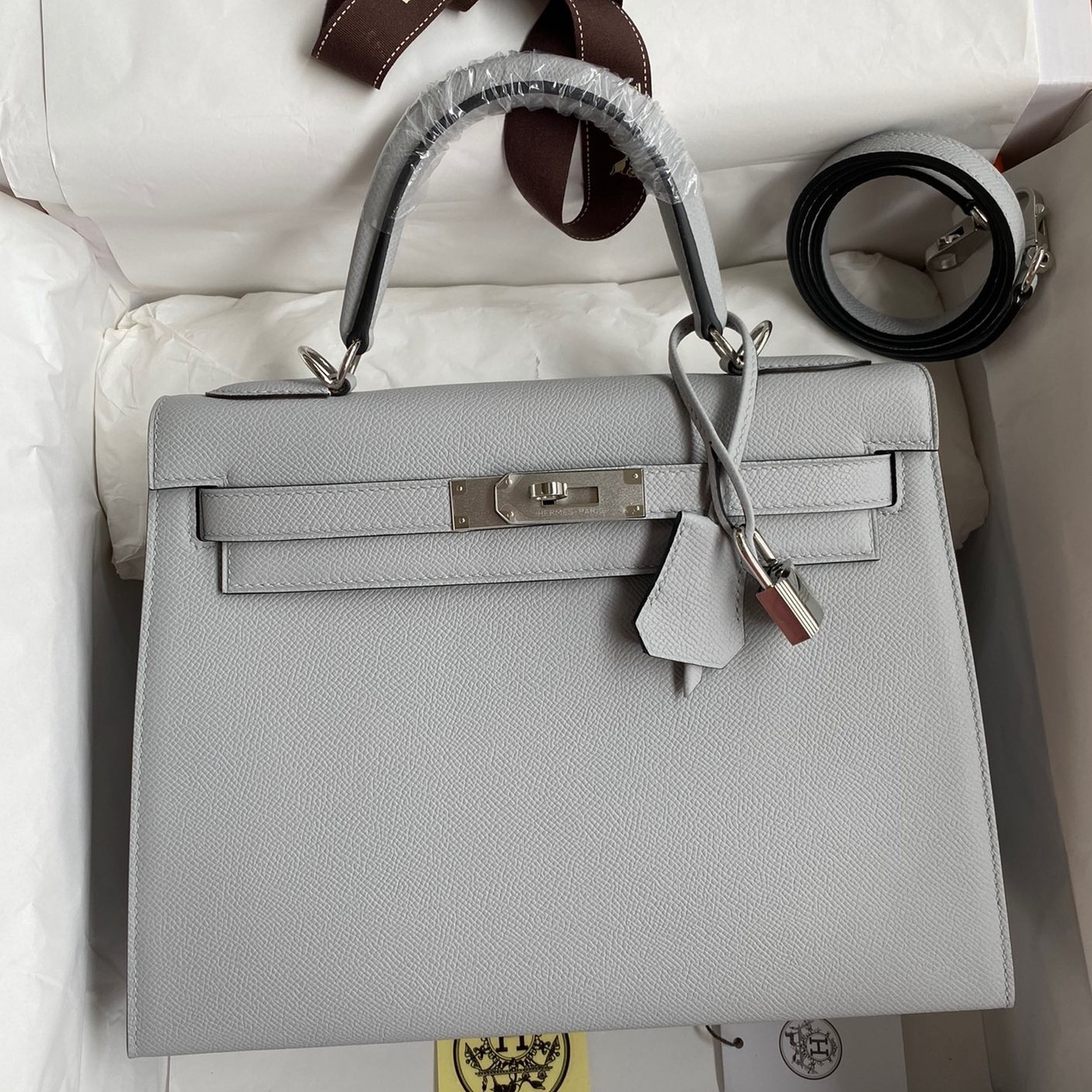 H**mes kelly sellier 28 handmade bag in gris mouette epsom calfskin