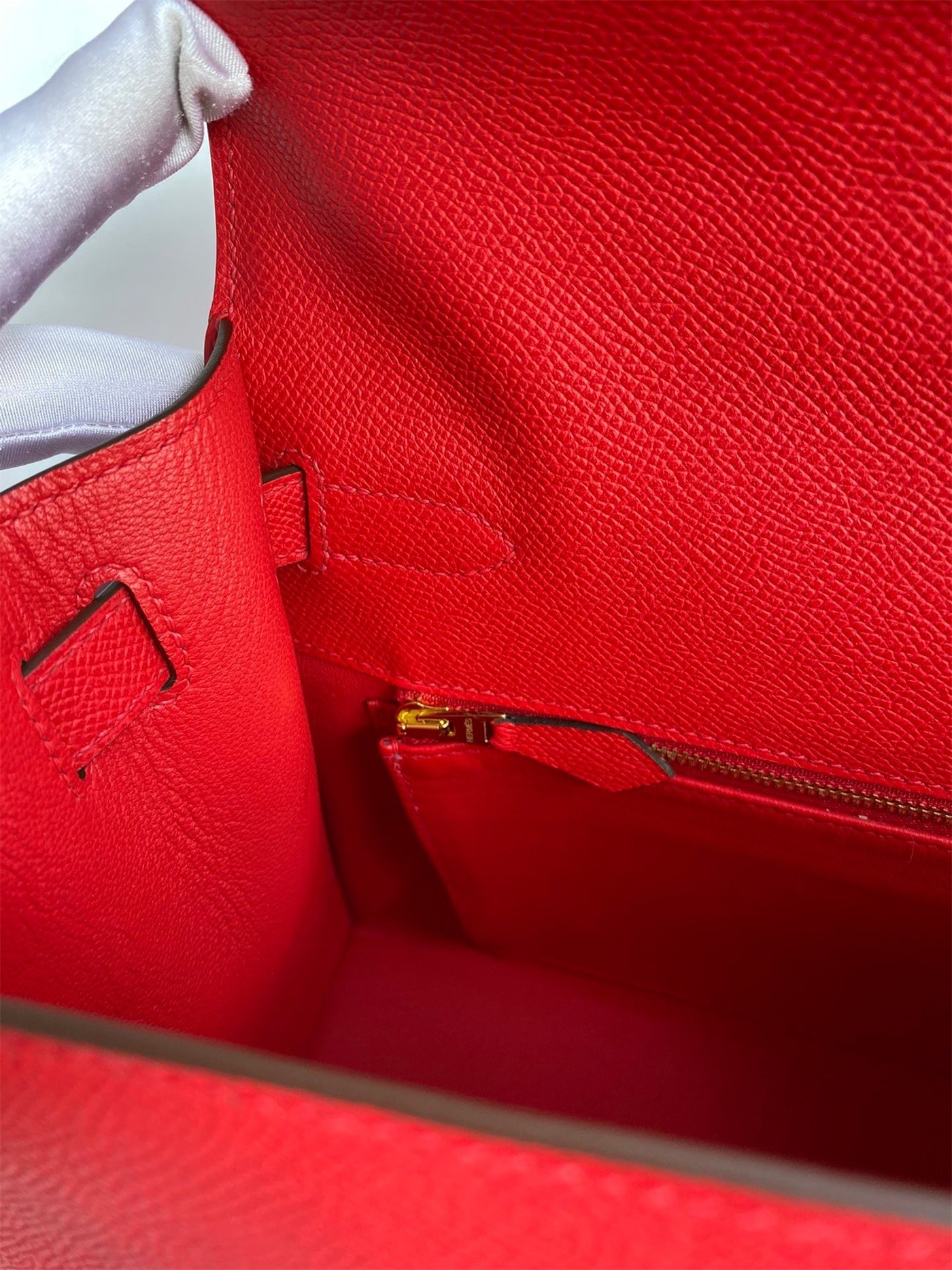 H**mes kelly sellier 28 handmade bag in red epsom calfskin