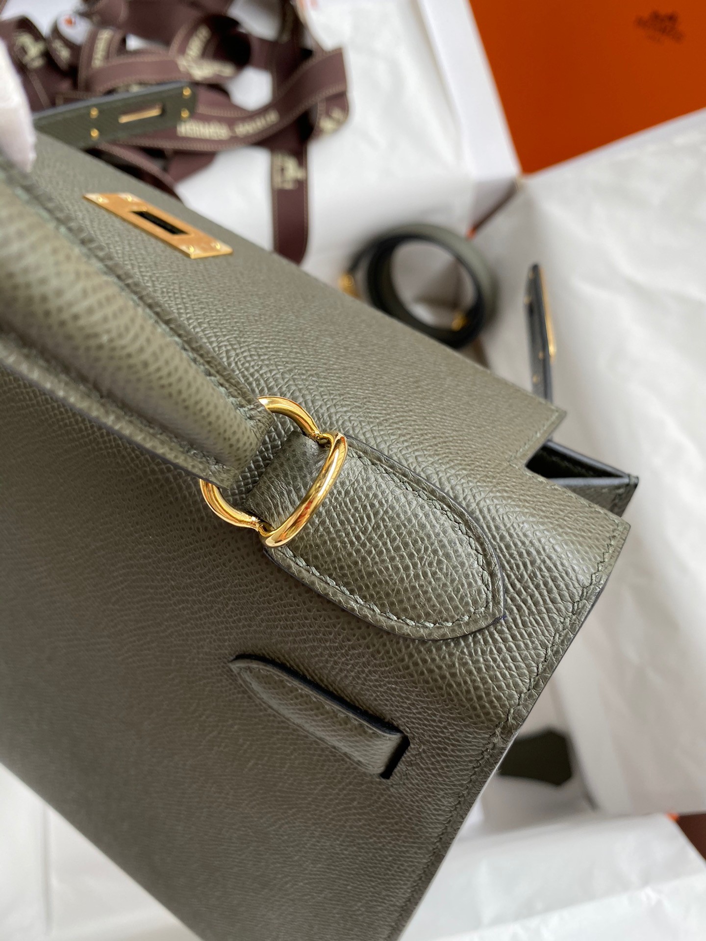 H**mes kelly sellier 28 handmade bag in vert de gris epsom calfskin