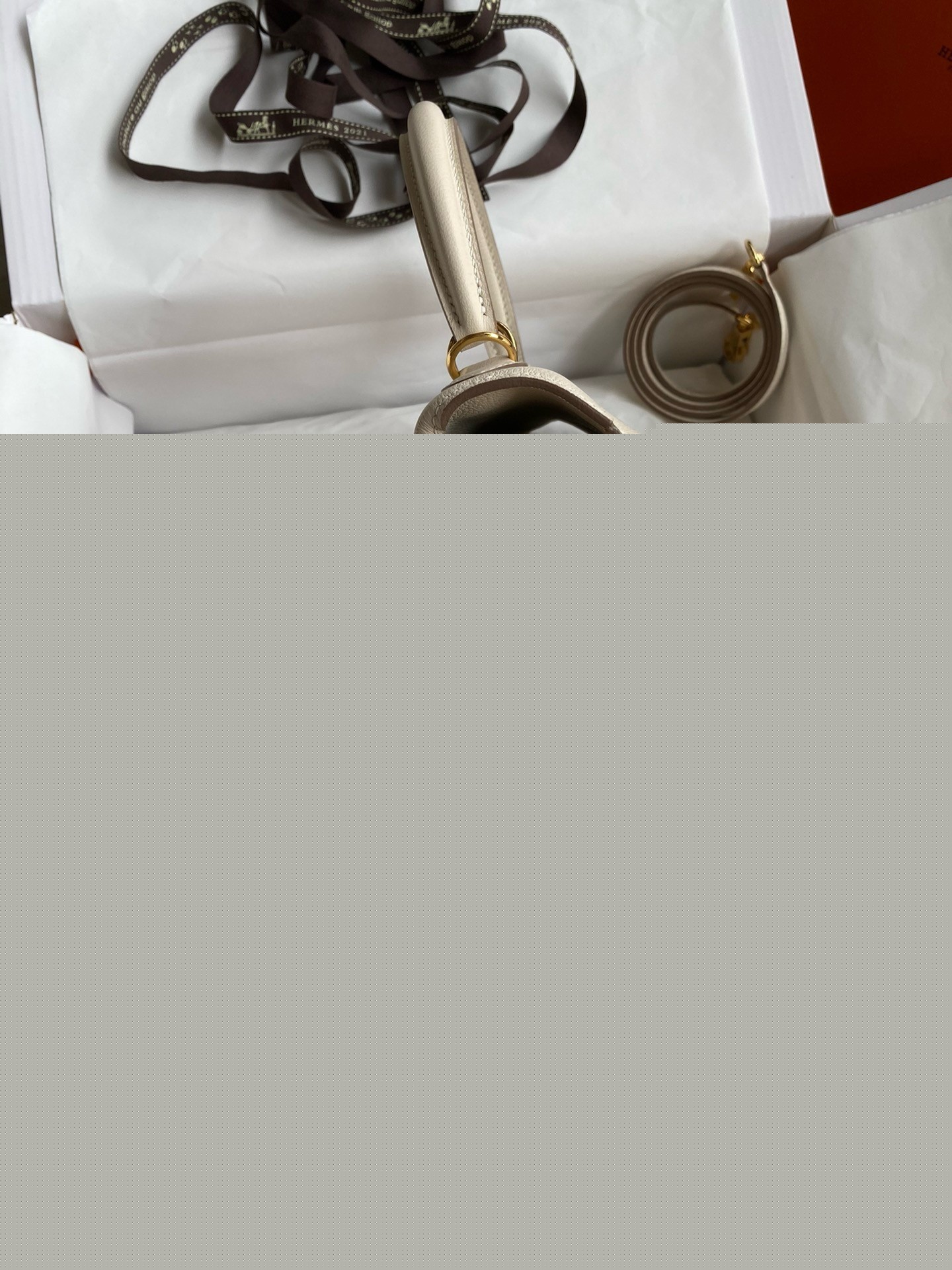H**mes kelly retourne 28 handmade bag in craie evercolor calfskin