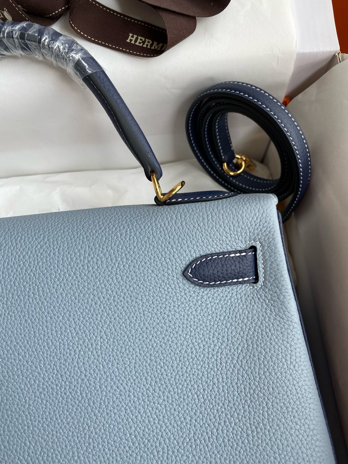 H**mes hss kelly 32 bicolor bag in blue lin and blue clemence leather