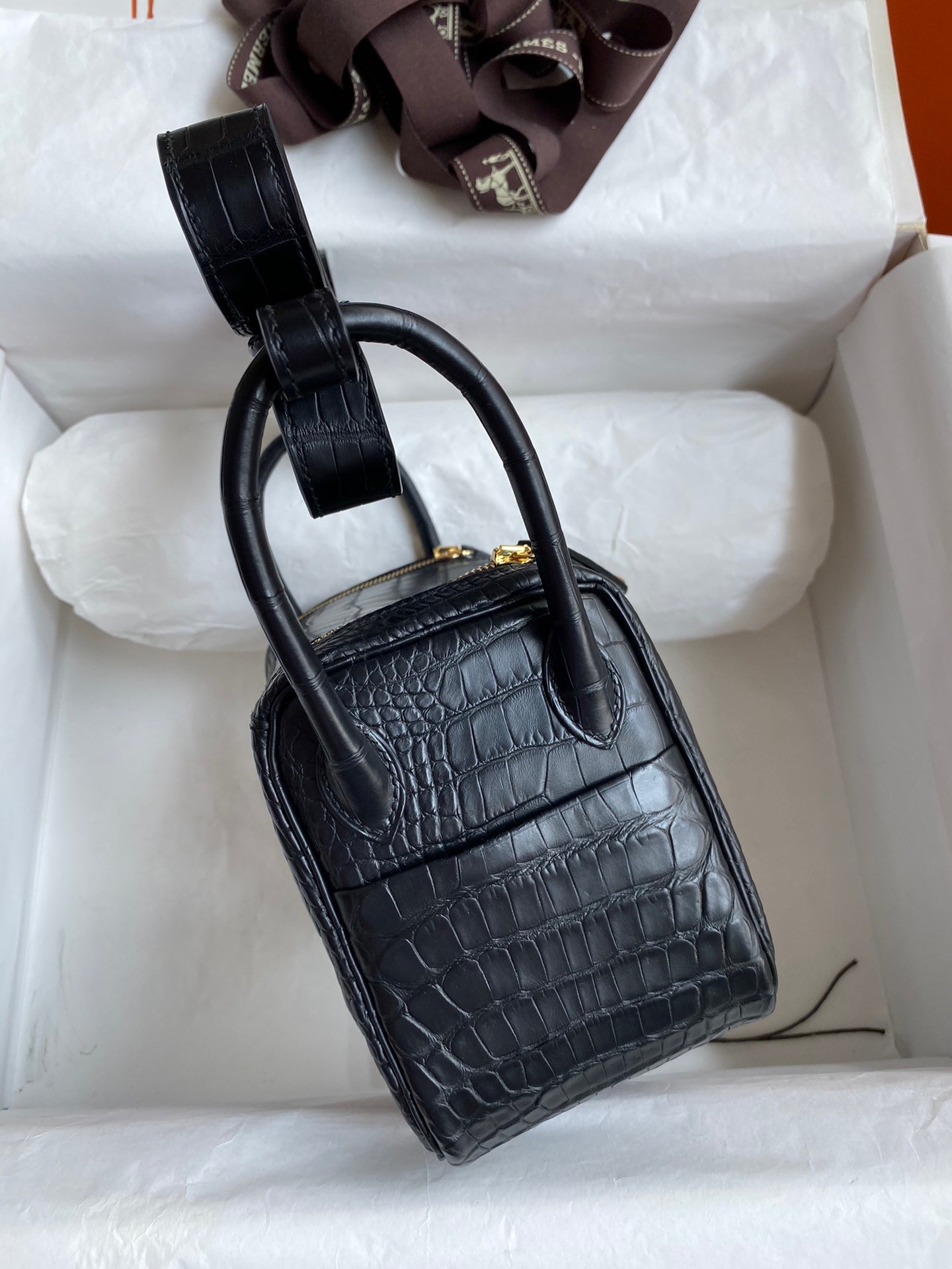 H**mes mini lindy handmade bag in black matte alligator leather