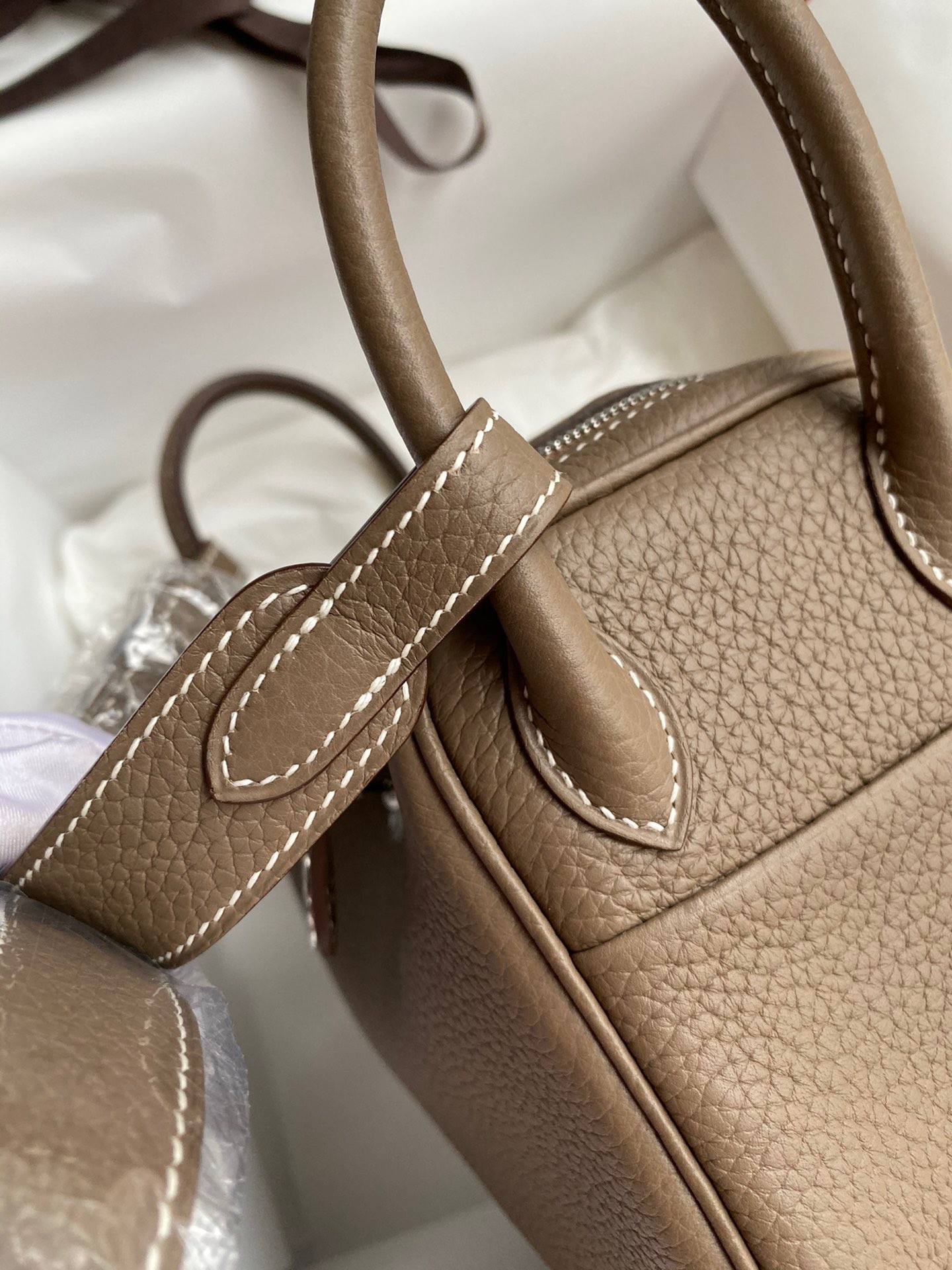 H**mes mini lindy handmade bag in taupe clemence leather