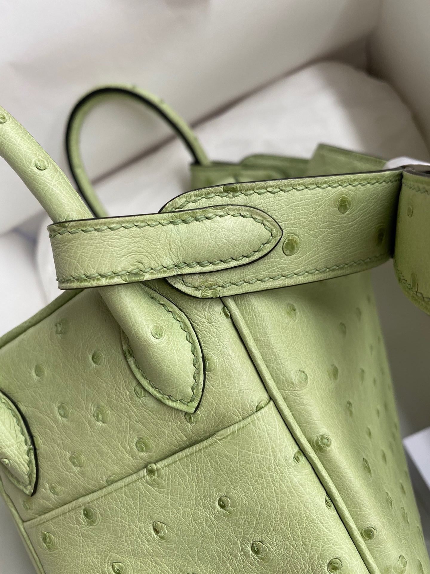 H**mes mini lindy handmade bag in vert cypres ostrich leather