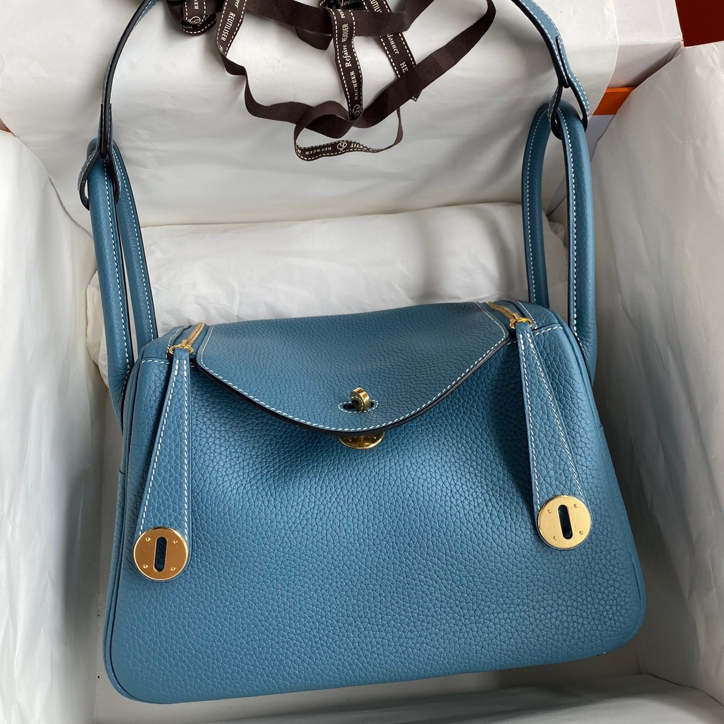 H**mes lindy 26 handmade bag in blue jean clemence leather