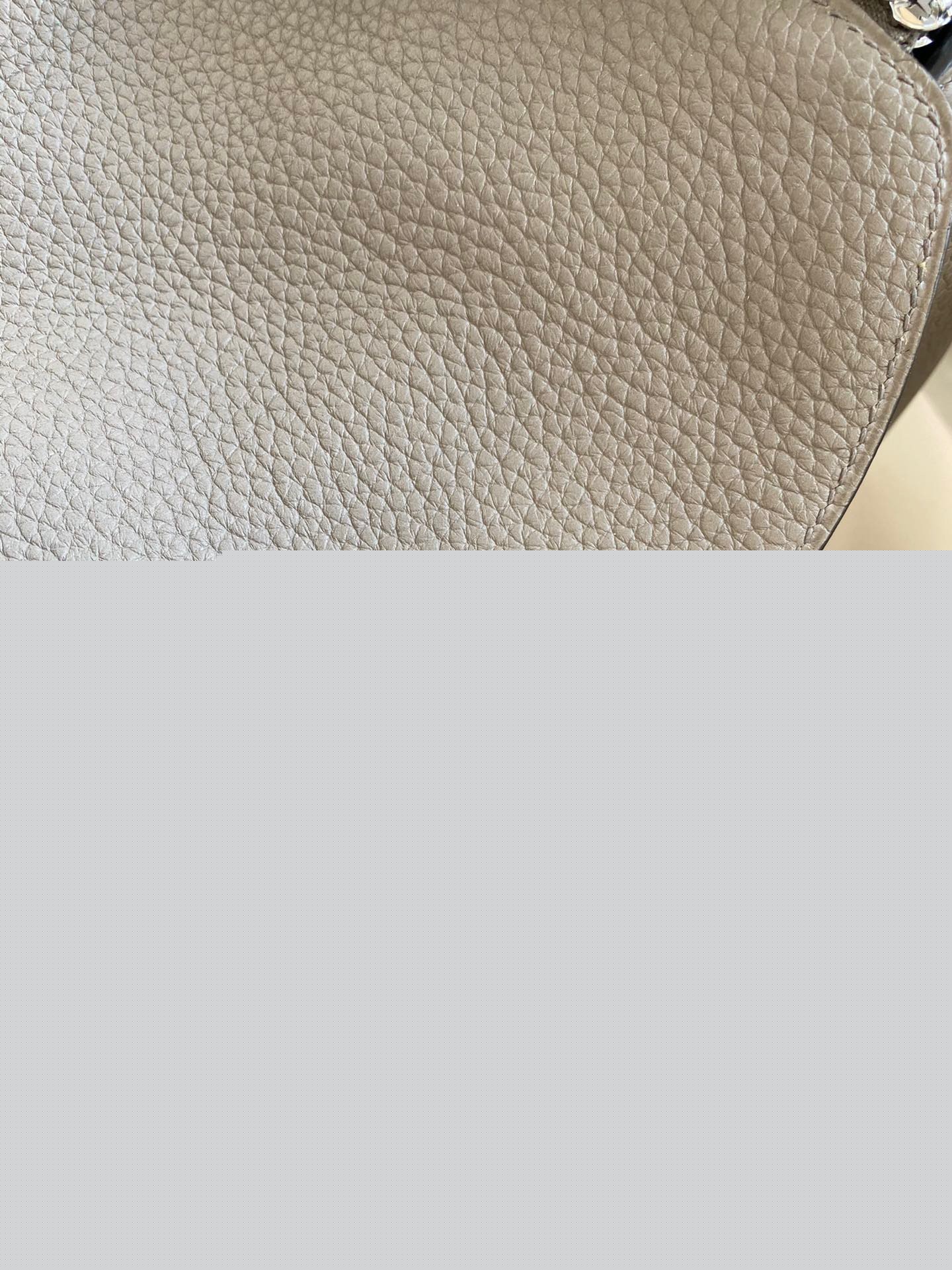 H**mes lindy 26 handmade bag in etain clemence leather
