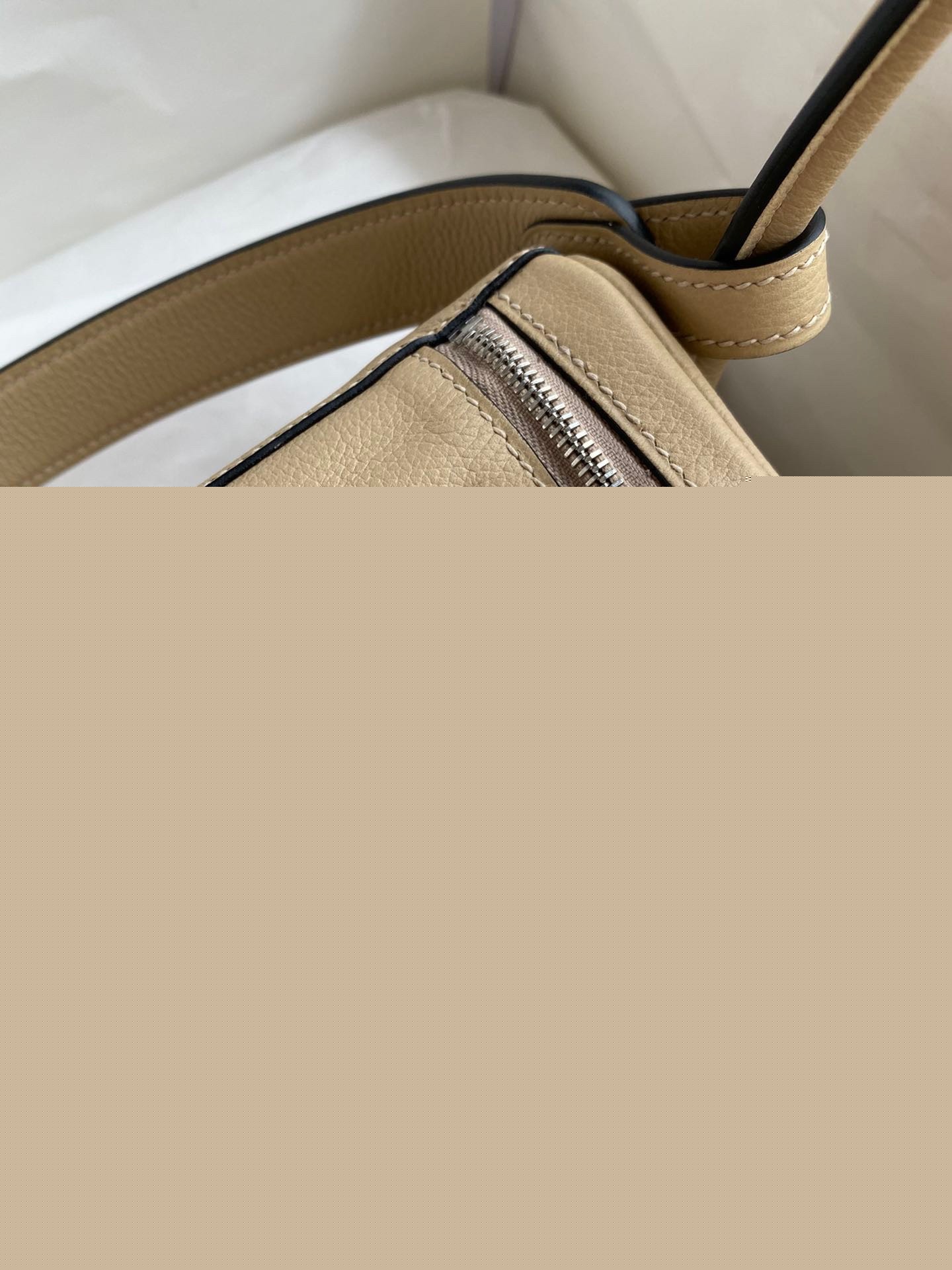 H**mes lindy 26 handmade bag in trench clemence leather