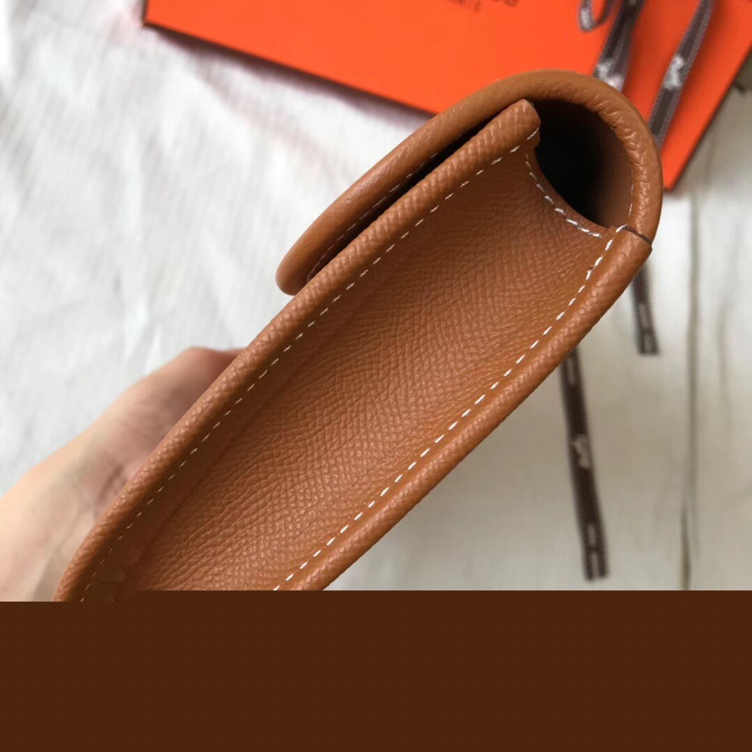 H**mes jige elan 29 clutch bag in gold epsom leather