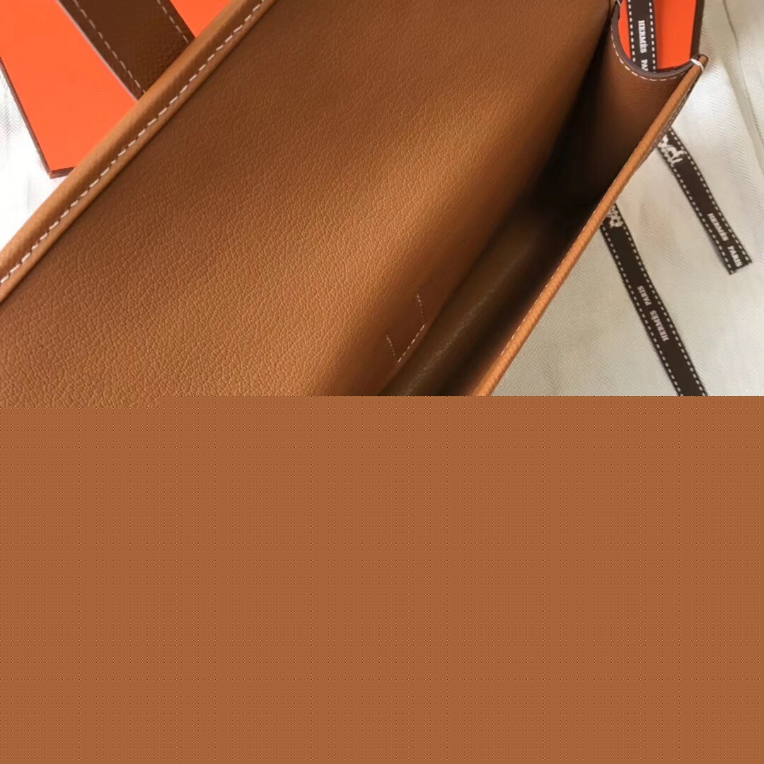 H**mes jige elan 29 clutch bag in gold epsom leather