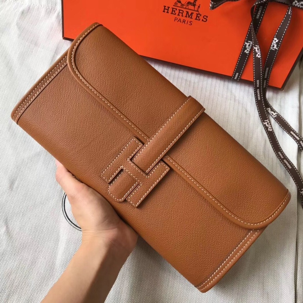 H**mes jige elan 29 clutch bag in gold epsom leather
