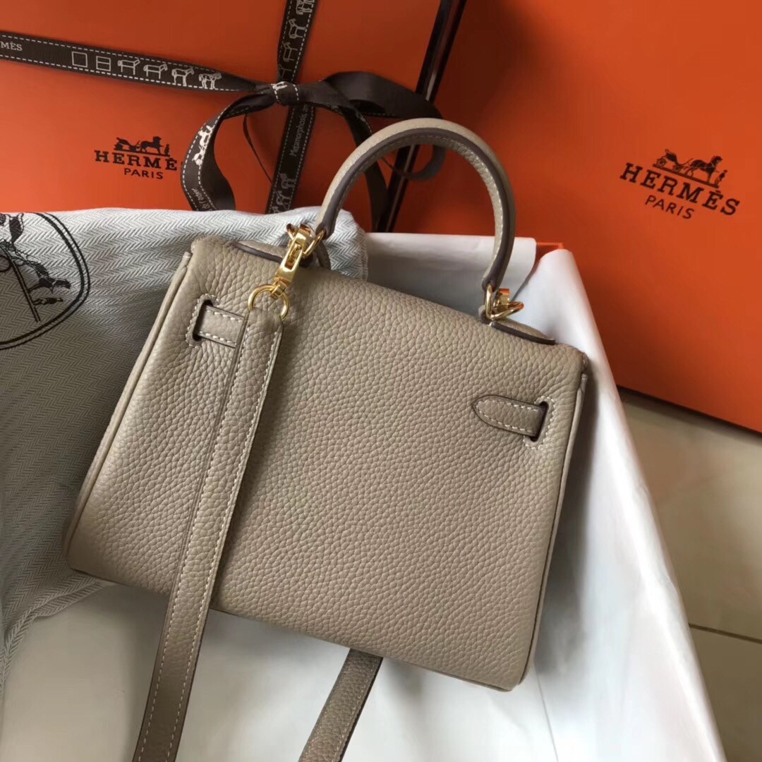 H**mes mini kelly 20cm bag in grey clemence leather