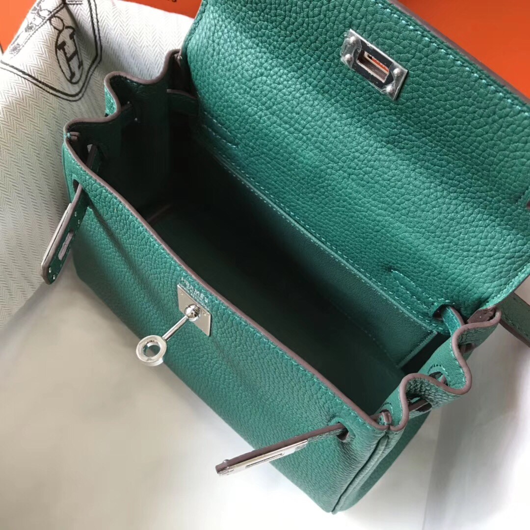 H**mes mini kelly 20cm bag in malachite clemence leather