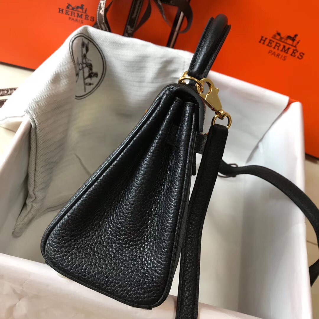 H**mes mini kelly 20cm bag in black clemence leather