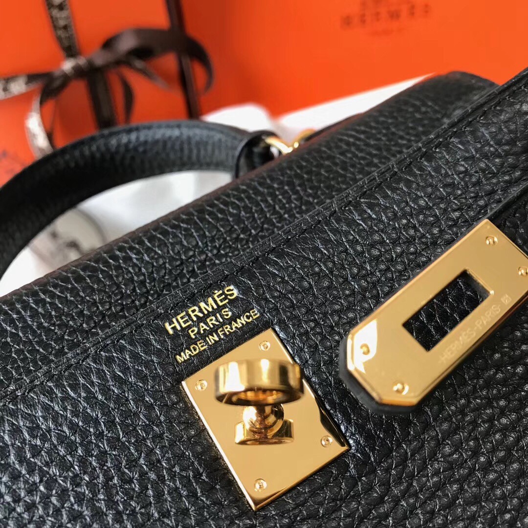 H**mes mini kelly 20cm bag in black clemence leather