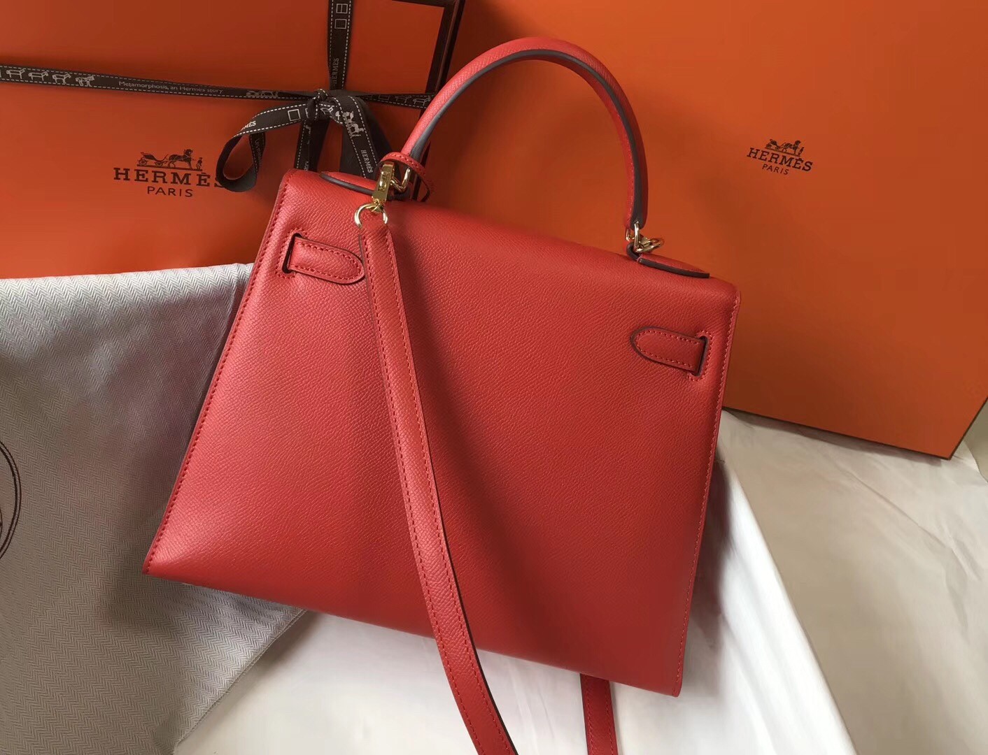 H**mes kelly 28cm sellier bag in red epsom leather