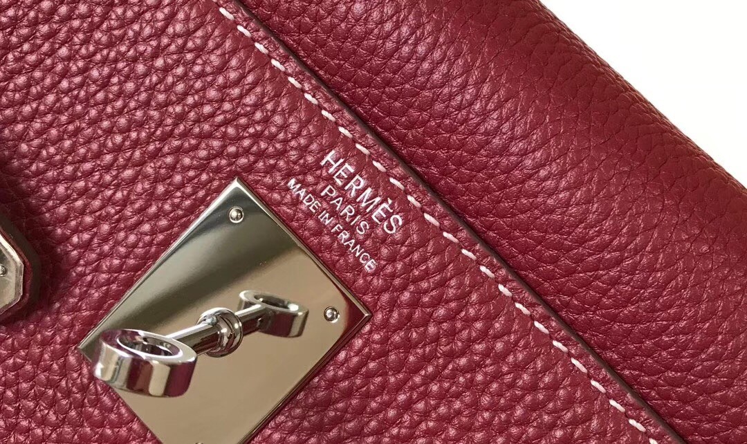 H**mes kelly 32cm retourne bag in bordeaux clemence leather