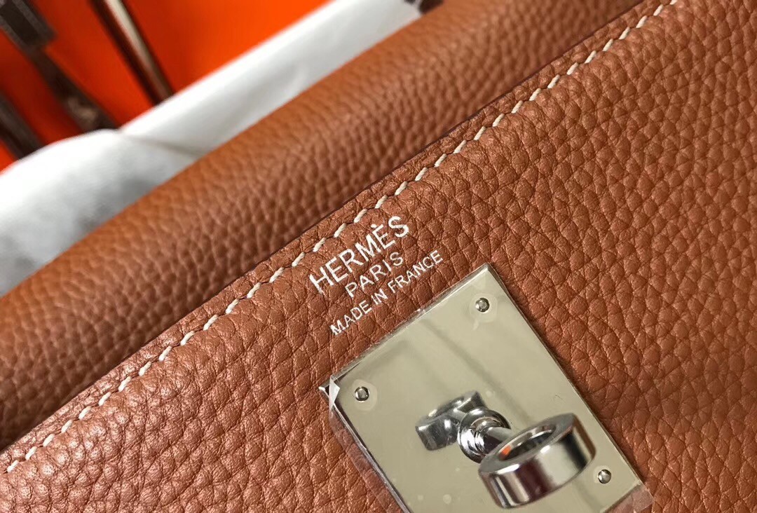 H**mes kelly 32cm retourne bag in gold clemence leather