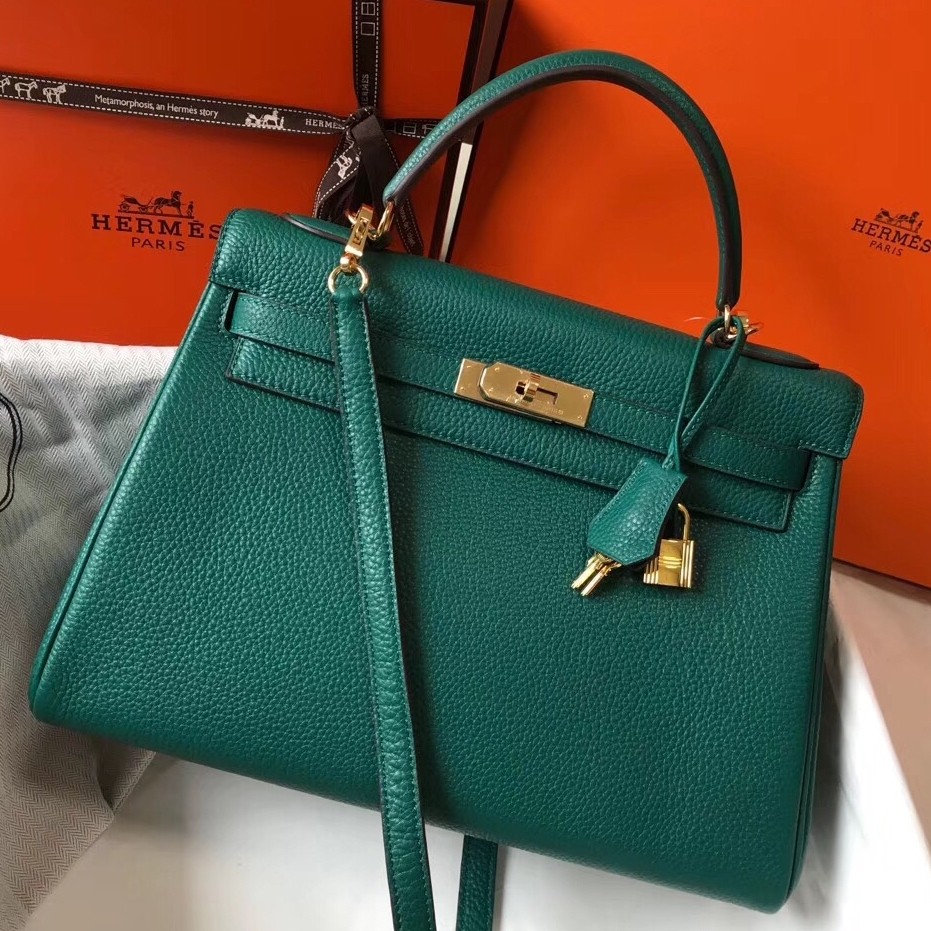 H**mes kelly 32cm retourne bag in malachite clemence leather