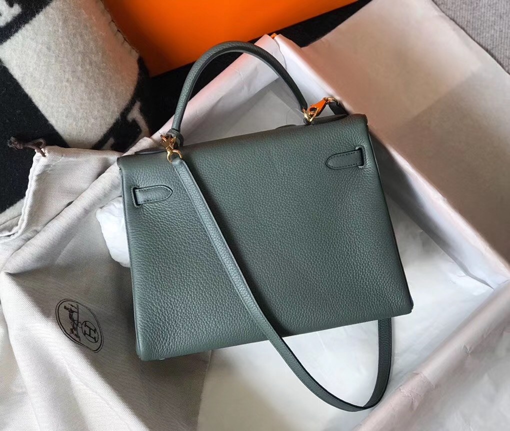 H**mes kelly 32cm retourne bag in vert amande clemence leather