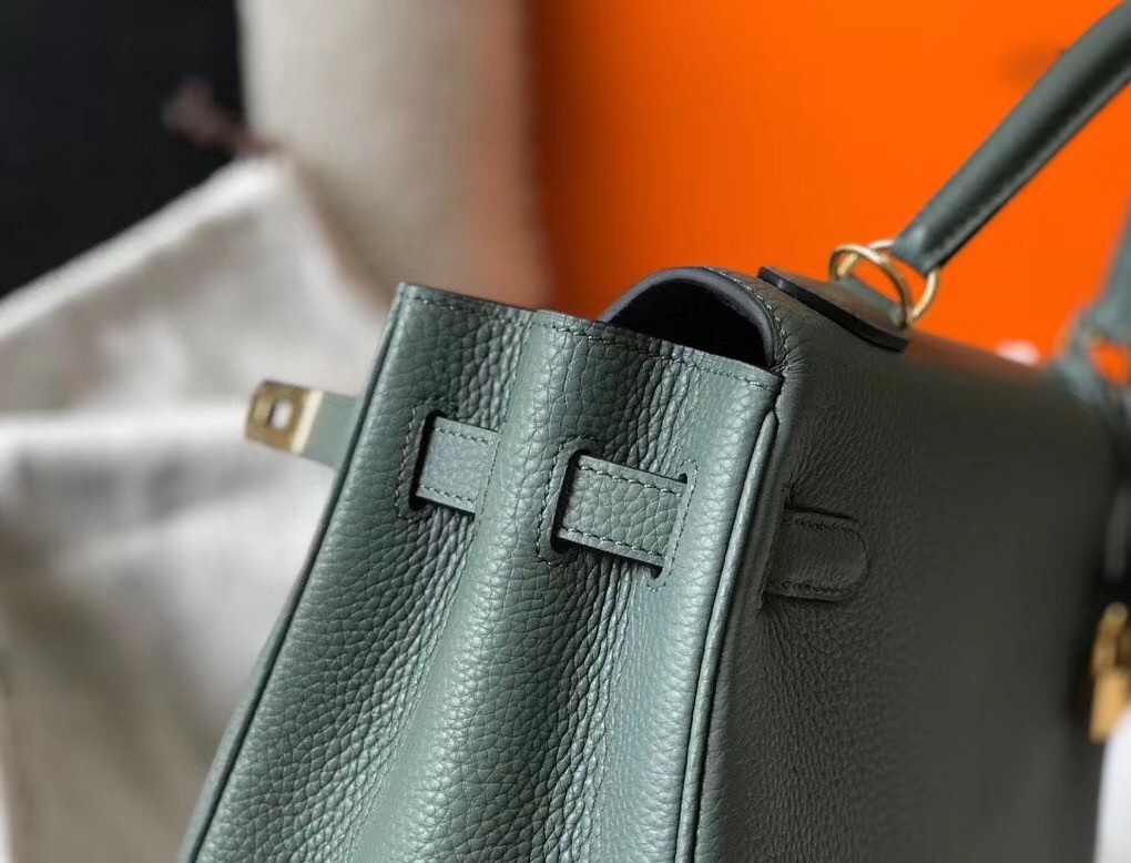 H**mes kelly 32cm retourne bag in vert amande clemence leather