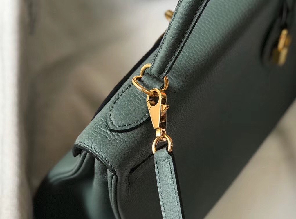 H**mes kelly 32cm retourne bag in vert amande clemence leather