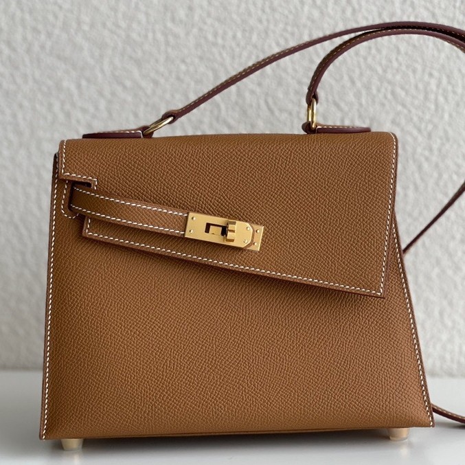 H**mes kelly en desordre 20 handmade bag in gold epsom calfskin