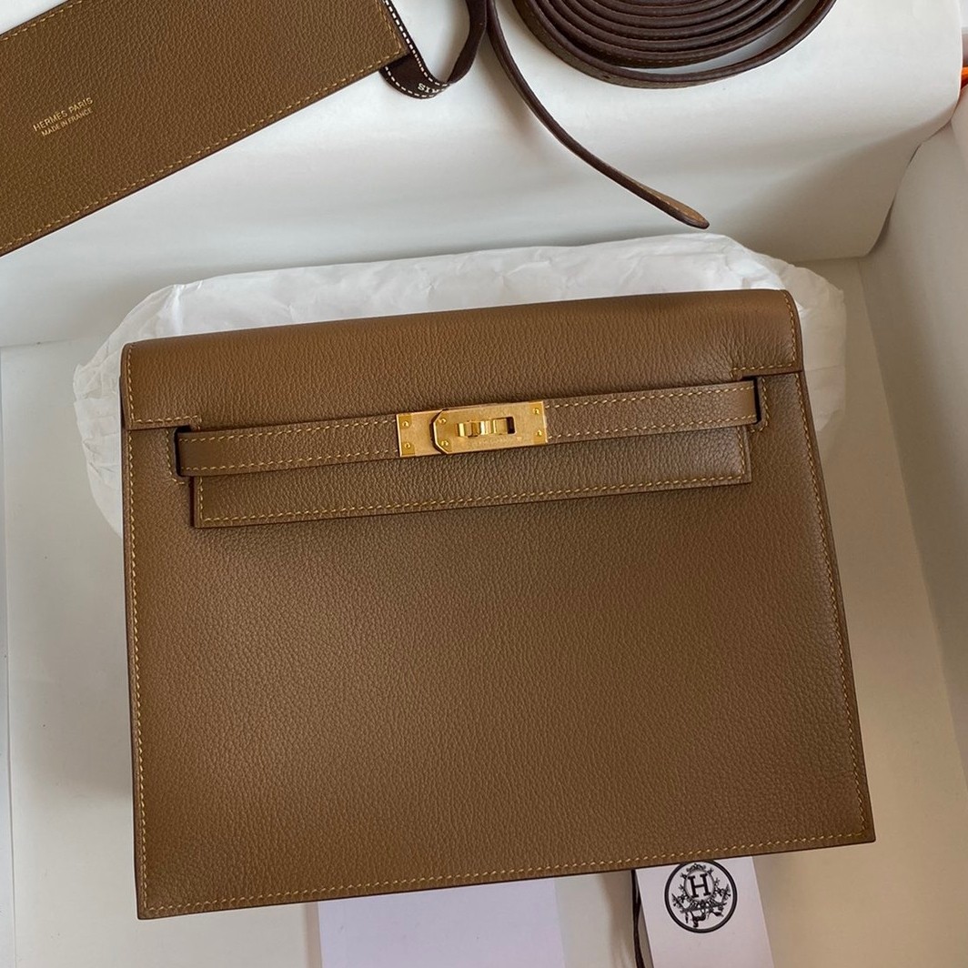 H**mes kelly danse ii bag in beige de weimar evercolor calfskin