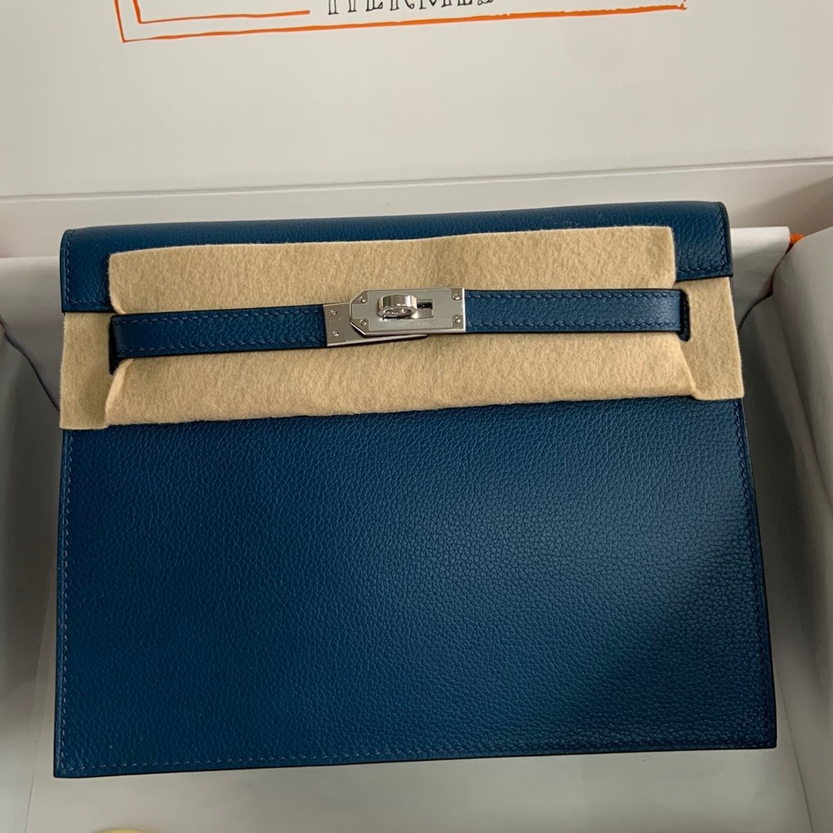 H**mes kelly danse ii handmade bag in deep blue evercolor calfskin
