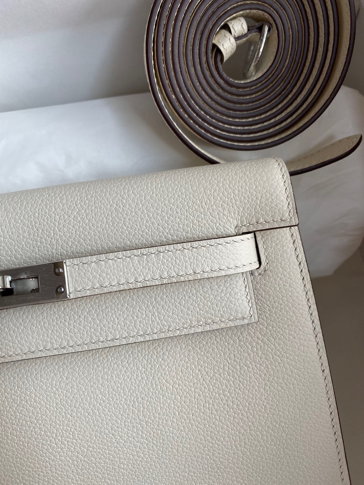 H**mes kelly danse ii bag in nata evercolor calfskin