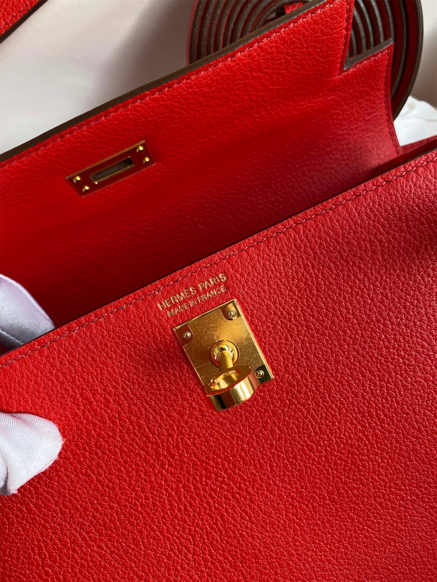 H**mes kelly danse ii handmade bag in red evercolor calfskin