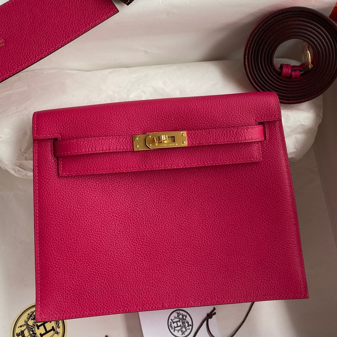 H**mes kelly danse ii bag in rose mexico evercolor calfskin