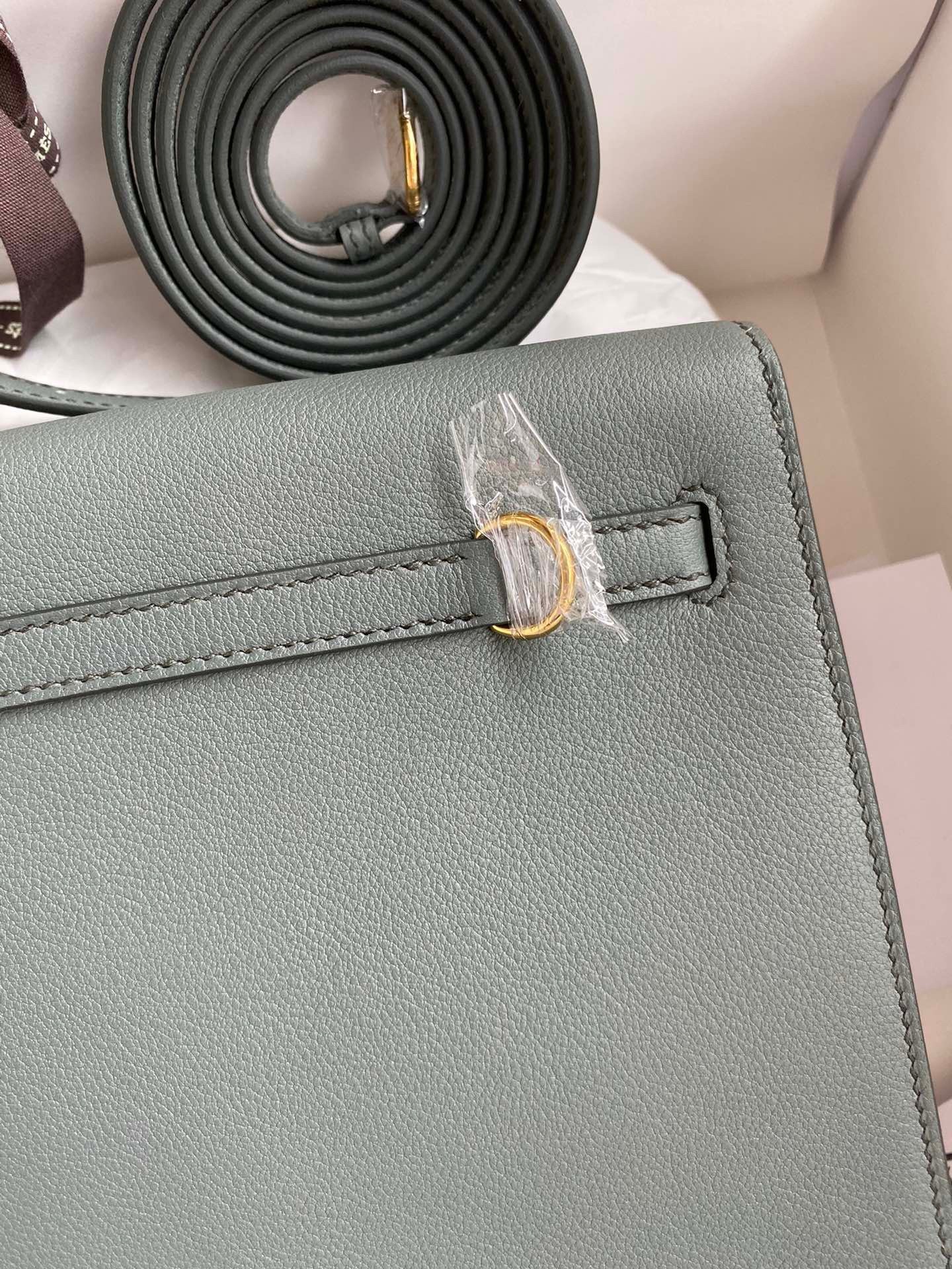 H**mes kelly danse ii bag in vert amande evercolor calfskin