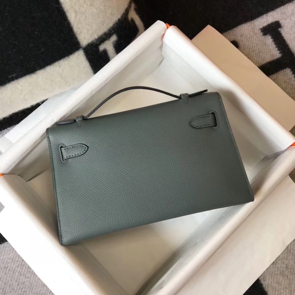 H**mes kelly pochette bag in vert amande epsom leather