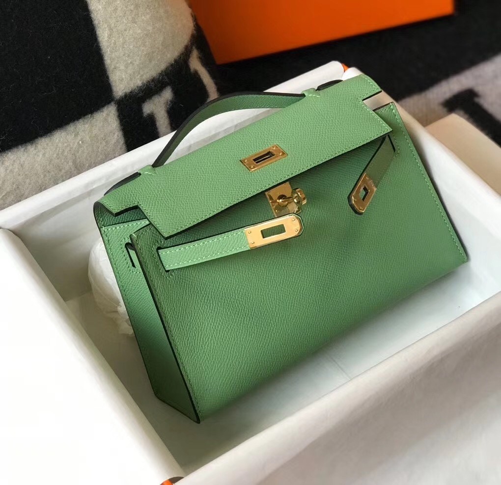 H**mes kelly pochette bag in vert criquet epsom leather