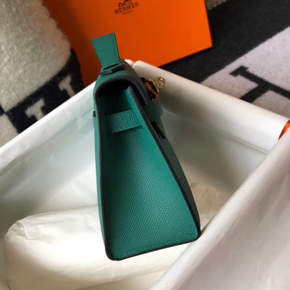 H**mes kelly pochette bag in vert veronese epsom leather
