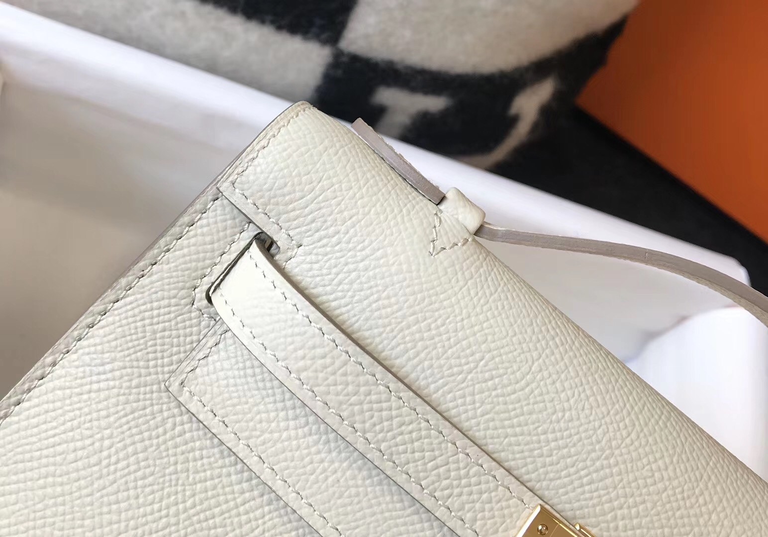 H**mes kelly pochette bag in white epsom leather