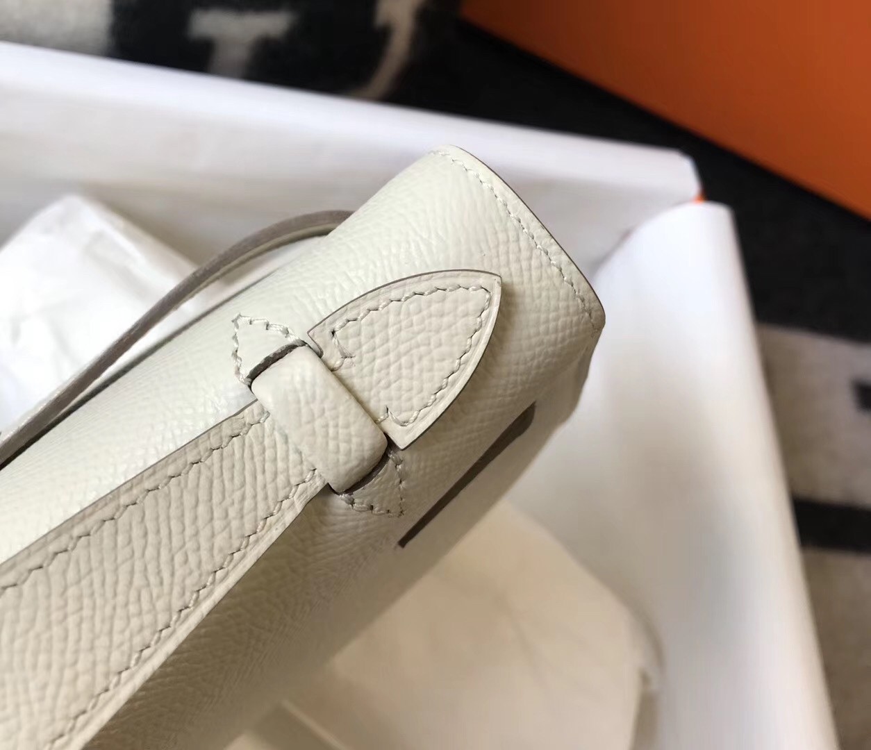 H**mes kelly pochette bag in white epsom leather