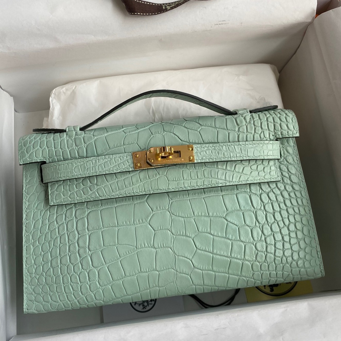 H**mes kelly pochette handmade bag in vert d''eau matte alligator leather