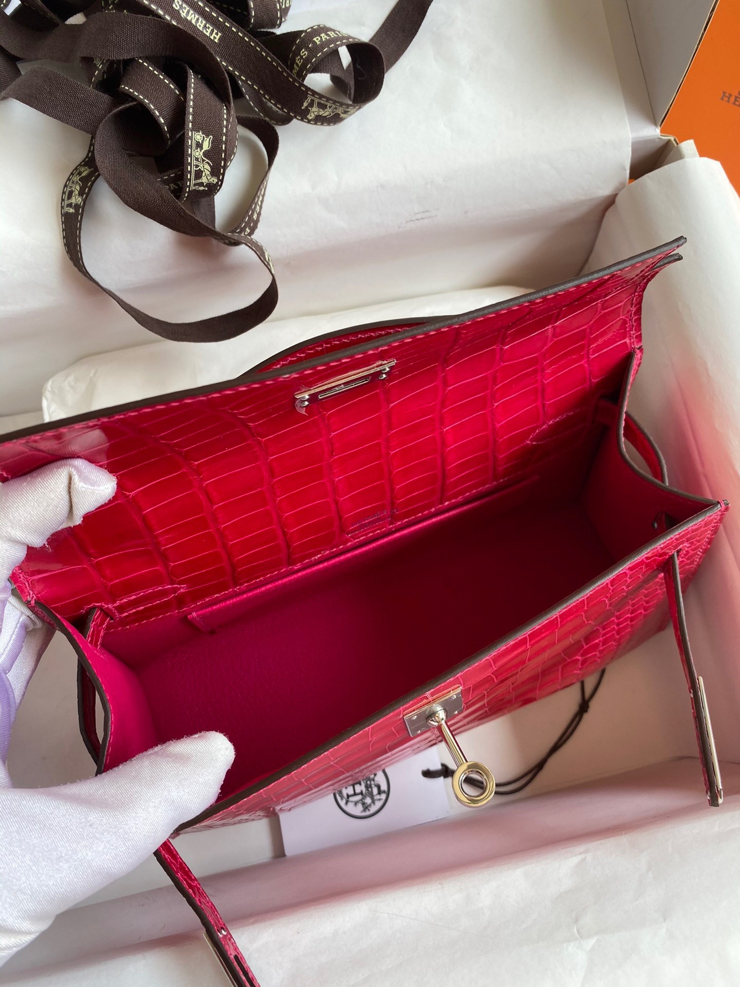 H**mes kelly pochette handmade bag in rose extreme shiny alligator leather