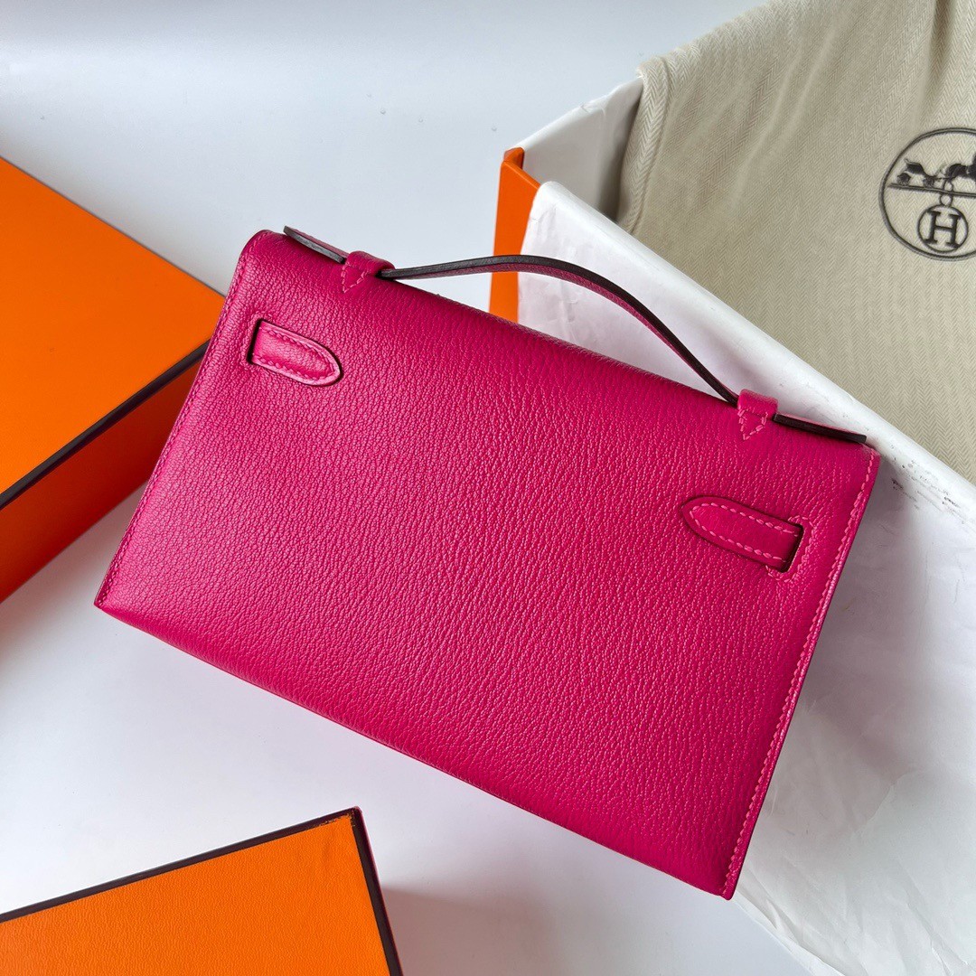 H**mes kelly pochette handmade bag in rose mexico chevre mysore leather